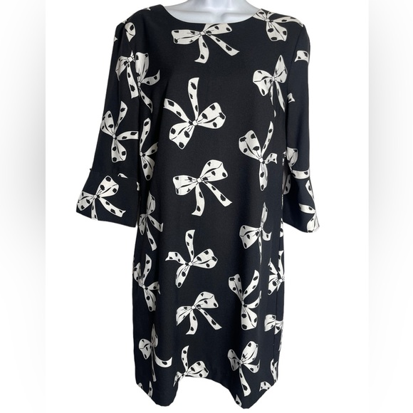 Banana Republic Dresses & Skirts - Banana Republic Dress  size 10 stunning black shift dress with‎ bows 🖤🖤